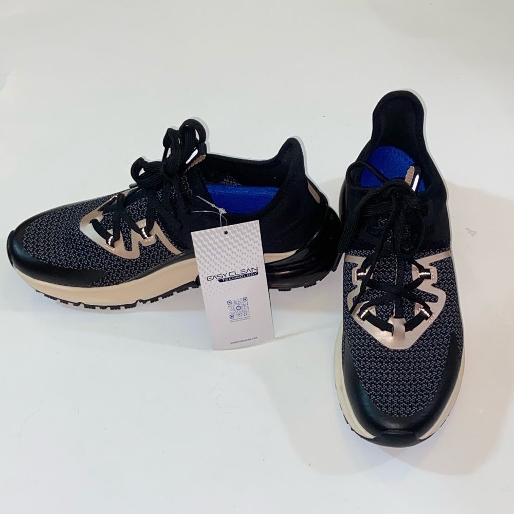 Shoes For Crews Black and Beige Women's Sneakers